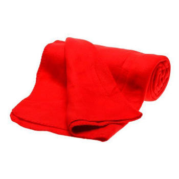 Красный плед из полиэстера